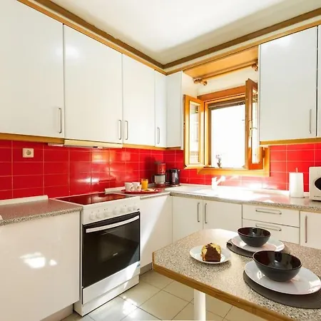 Appartement 95sqm 7min Center 2bedroom Gas Heating Marble Wc 2 Smarttv Thessaloniki